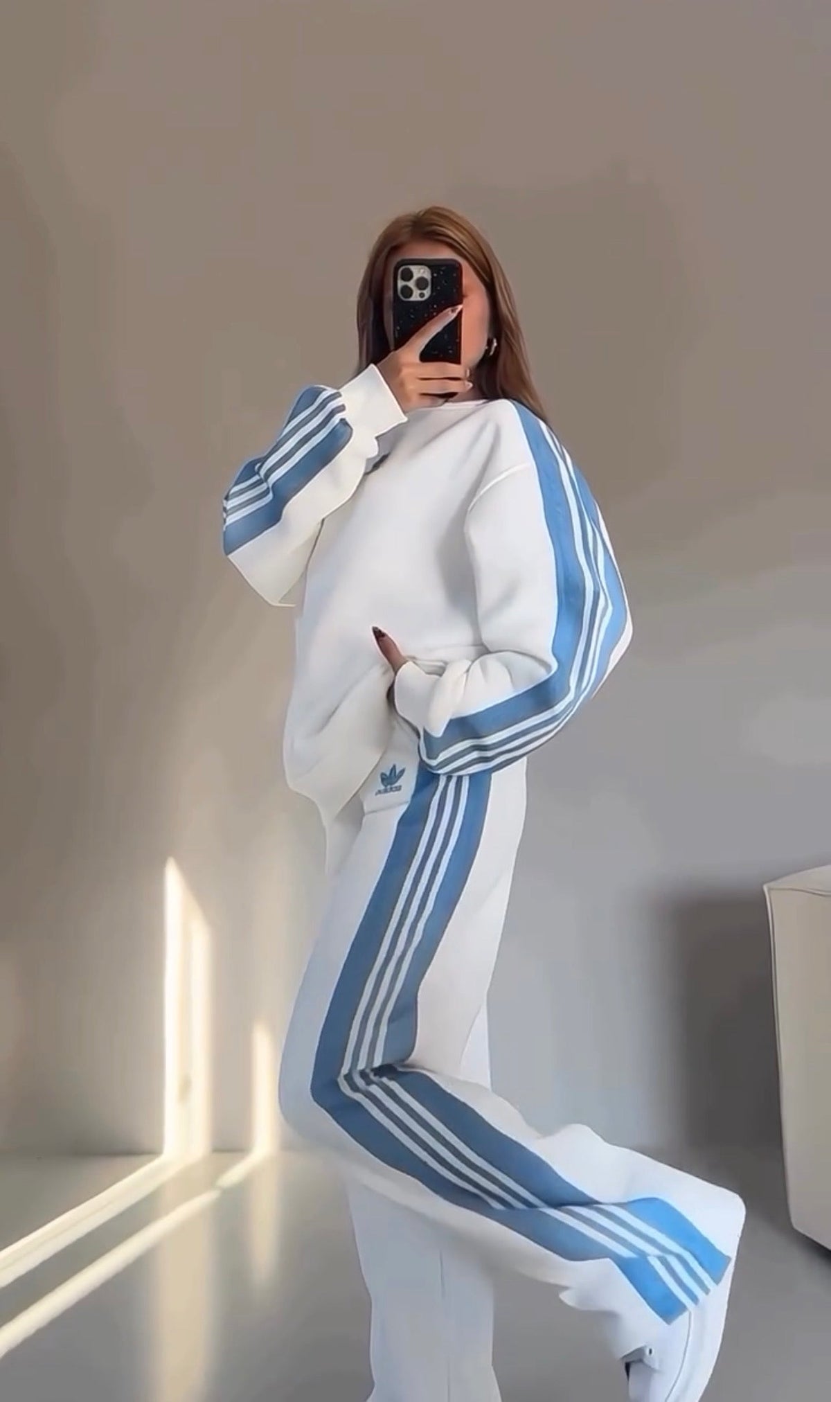 CH 615 - Side Stripe Printed Tracksuit - Saimwear